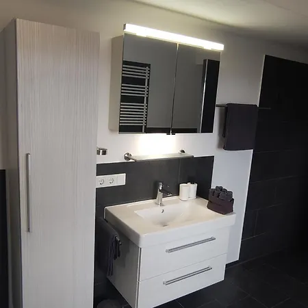 아파트 Sonniges Und Modernes Casa Nobi Gebenbach